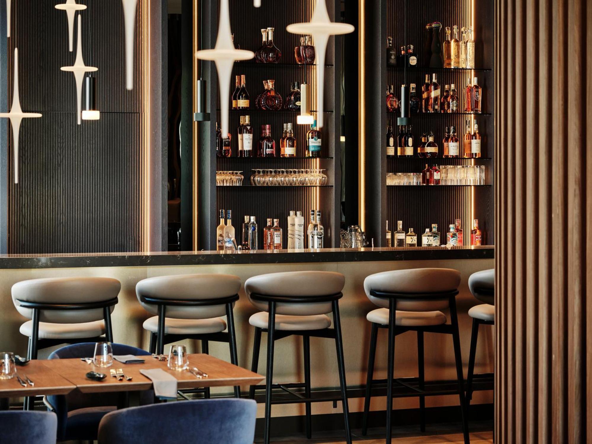 Crowne Plaza Sofia By Ihg Hotell Eksteriør bilde