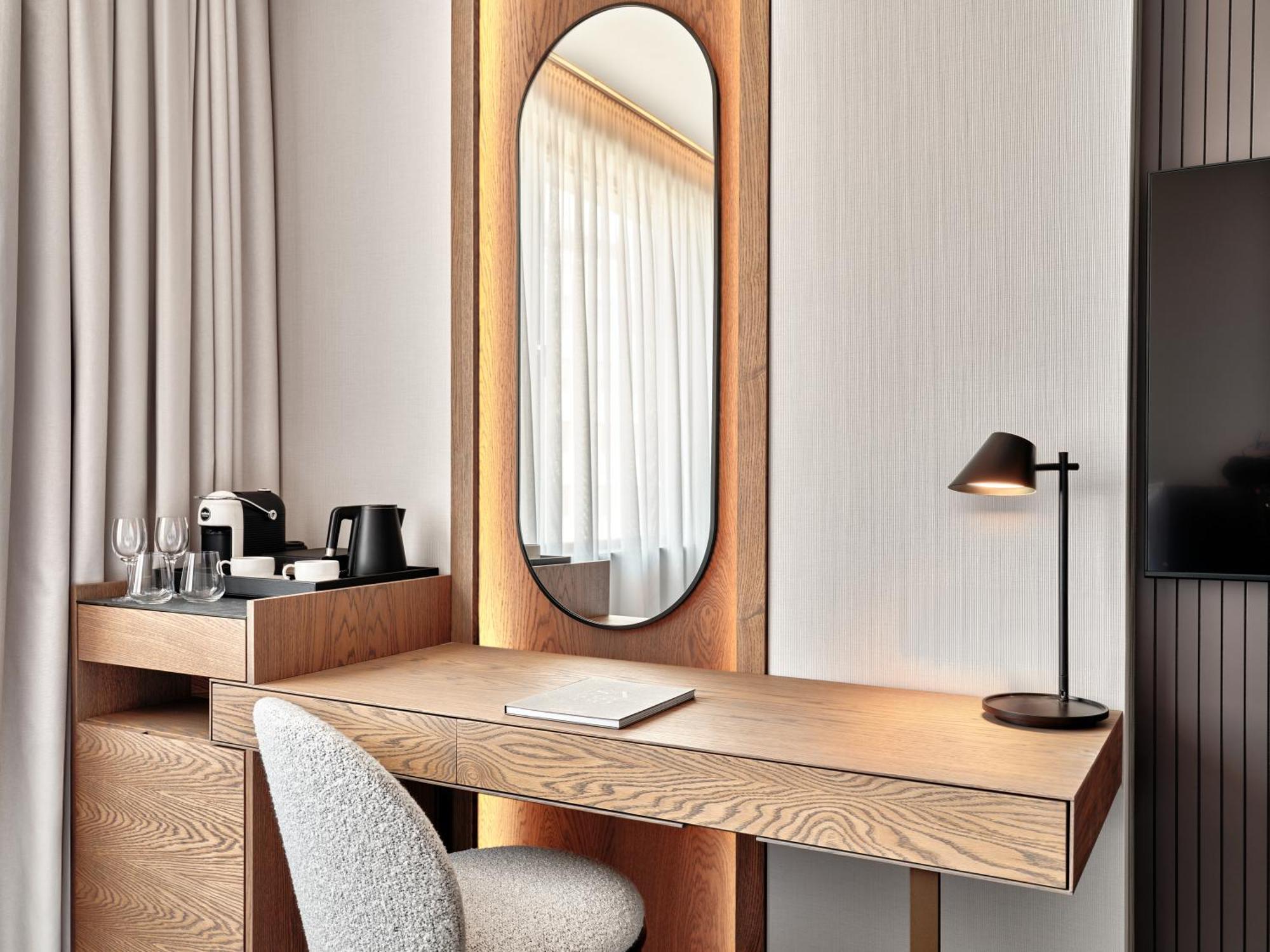 Crowne Plaza Sofia By Ihg Hotell Eksteriør bilde