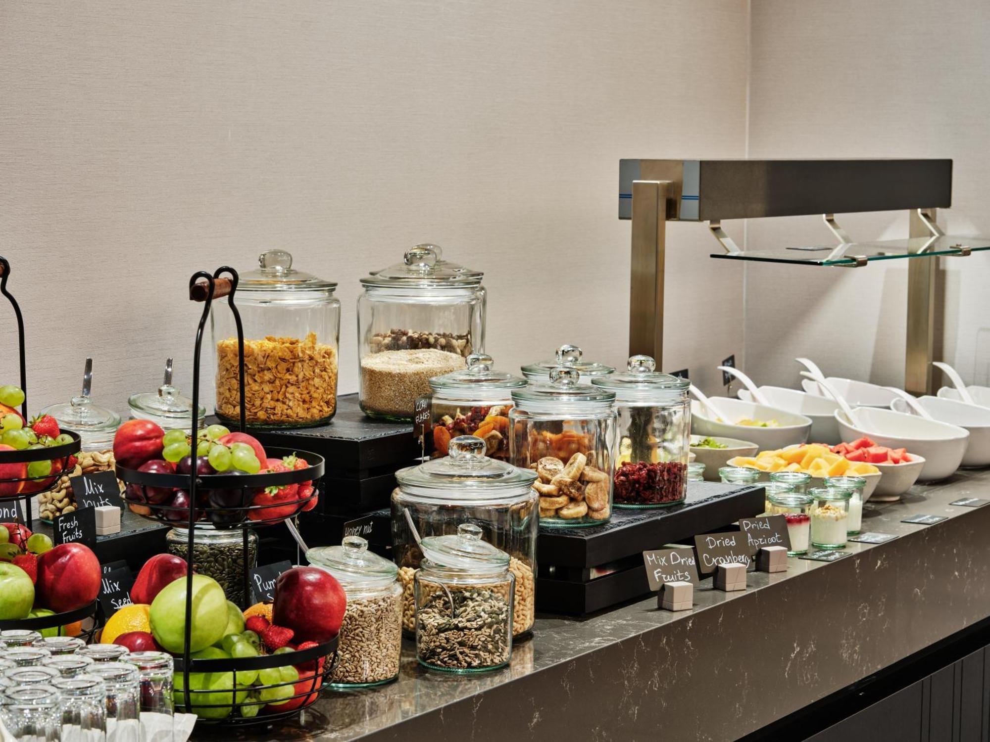 Crowne Plaza Sofia By Ihg Hotell Eksteriør bilde